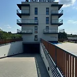Apartament Premium No 5 - Faktura Vat - Targi Kielce - Parking - Blisko Terenow Zielonych - New